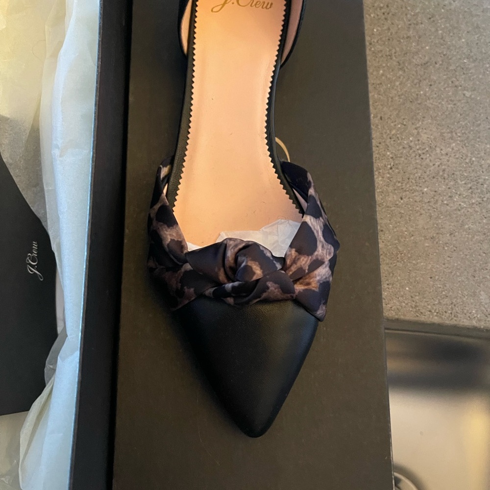 J Crew flats. Size 7 womens